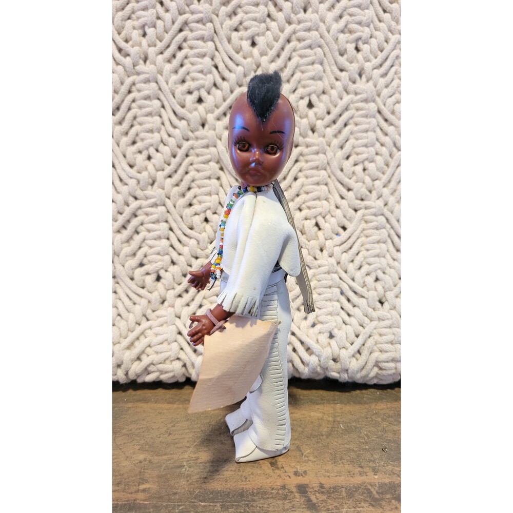 Vintage Carlson Mohawk Chief Doll – 1960s Sleepy Eyes with Buckskin Outfit